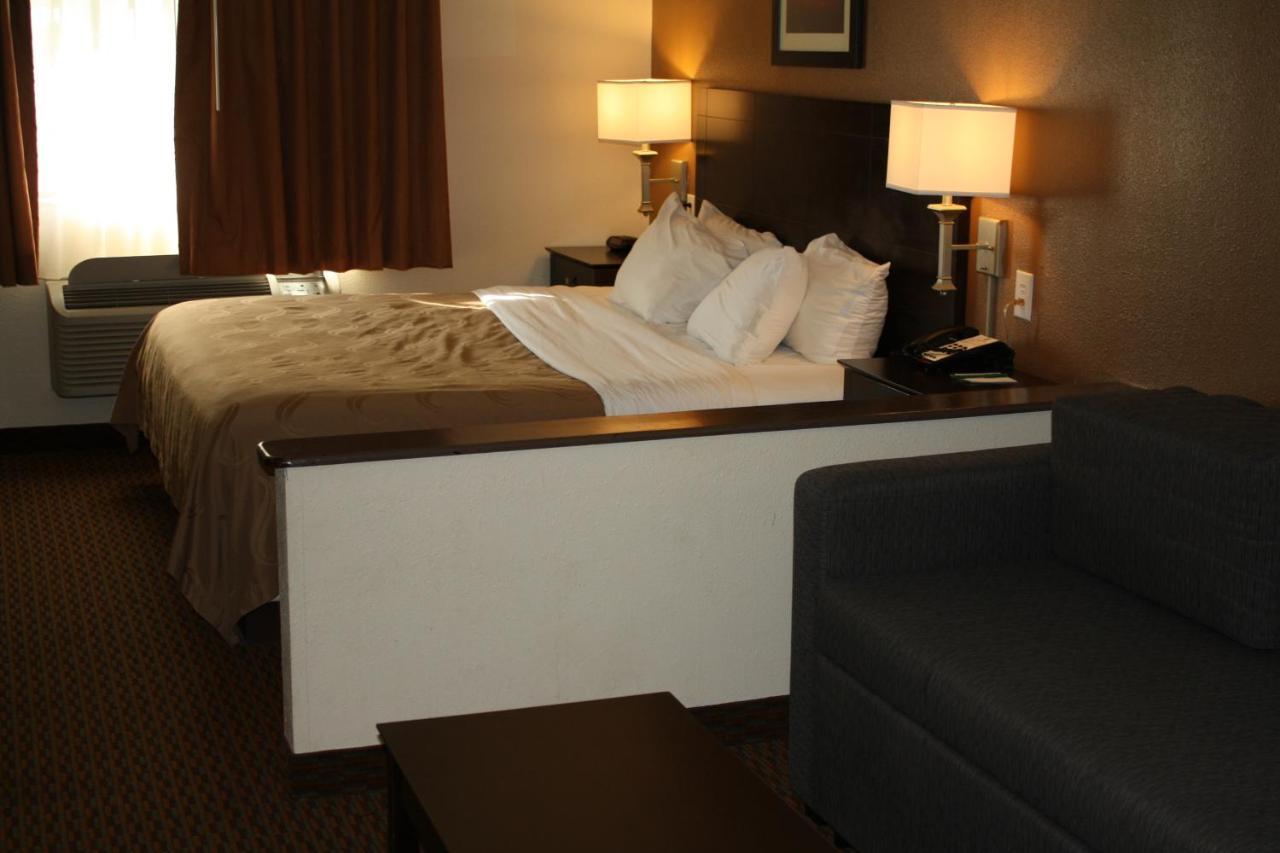Hotel Quality & I-44 Wichita Falls